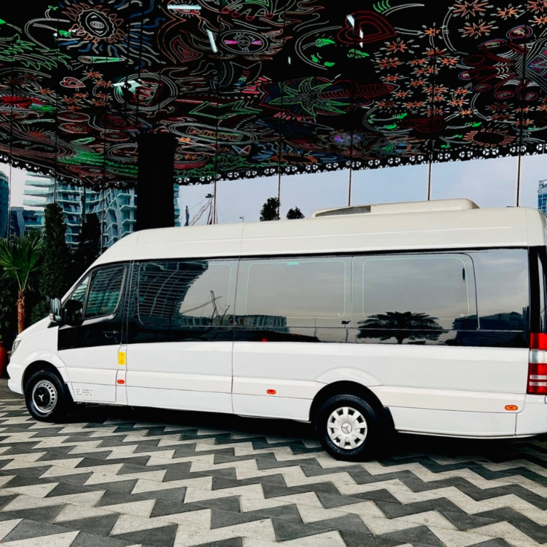 Mercedes Sprinter 16 Seater